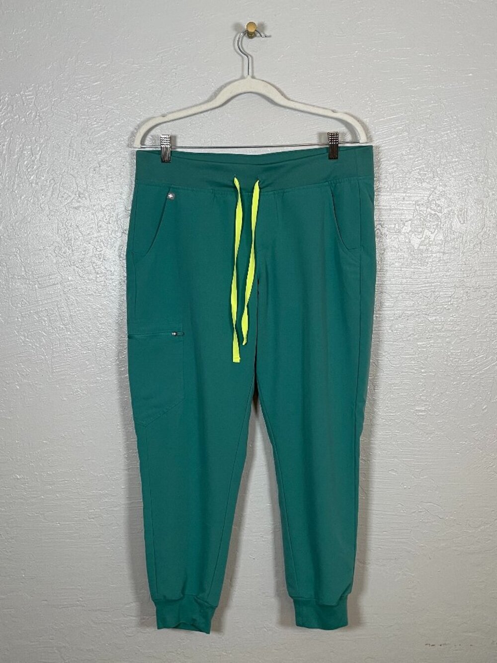 Figs Women Petite LP Cactus Teal Blue Zamora Jogger Scrub Pants Pocket Stretch